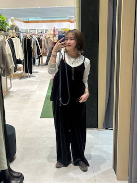 「アイテム（サロペット/オーバーオール）」を使った、ユウカさん（レディース・154cm）の冬コーディネート