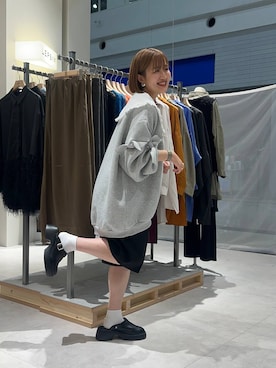 「アイテム（付け襟）」を使った、ユウカさん（レディース・154cm）の秋コーディネート
