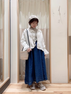 「袖フリル」｜「アイテム（ハンチング/ベレー帽）」を使った、おり（151cm）さん（レディース・151cm）の春コーディネート