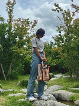 「NICE CLAUP（ナイスクラップ）のアイテム（パンツ）」を使った、murachanさん（レディース・164cm）の夏コーディネート