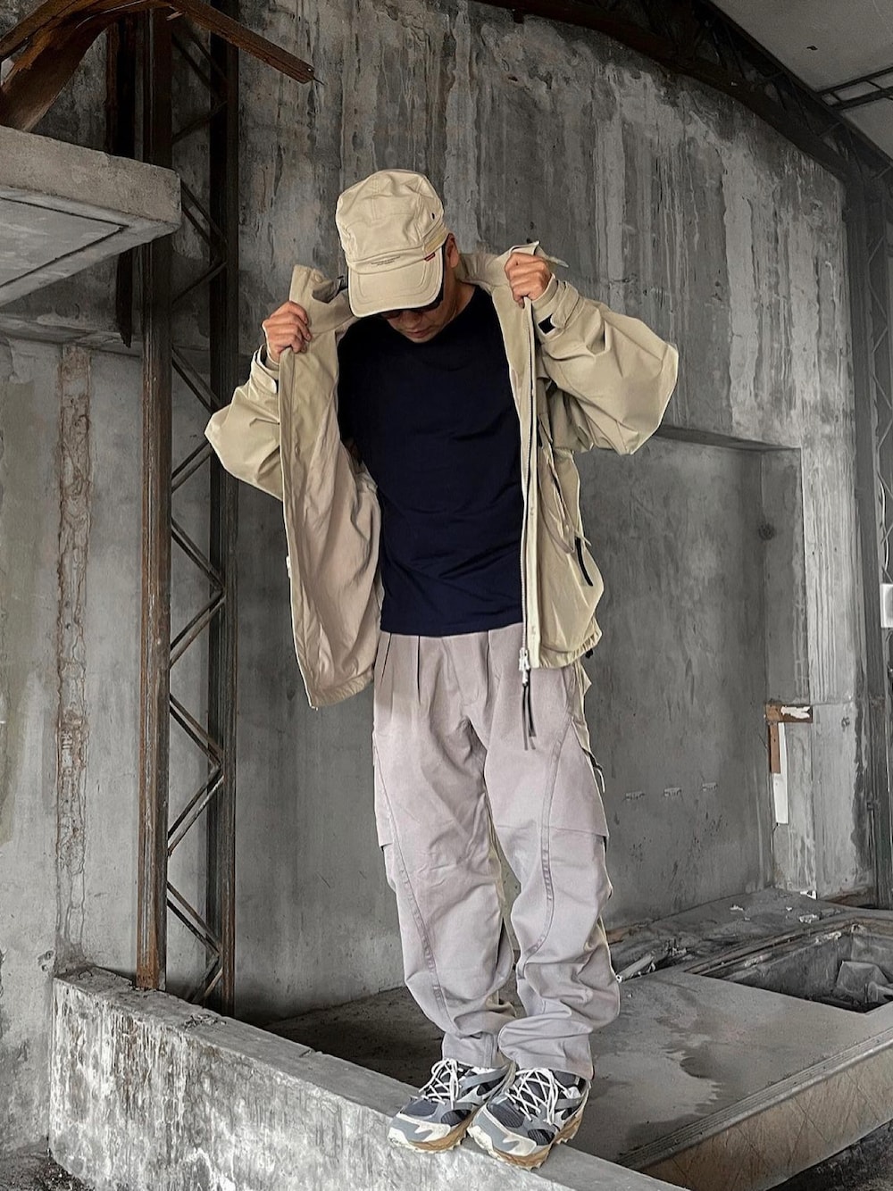 「ootd、ootdtw、ootdfashion、MIZUNO、mizuno sportstyle、GOOPiMADE、goopi、check2check」｜「goopimadeのアイテム（チノパンツ、その他）」を使った、kevinlai2530さん（メンズ・165cm）の冬コーディネートの1枚目の写真