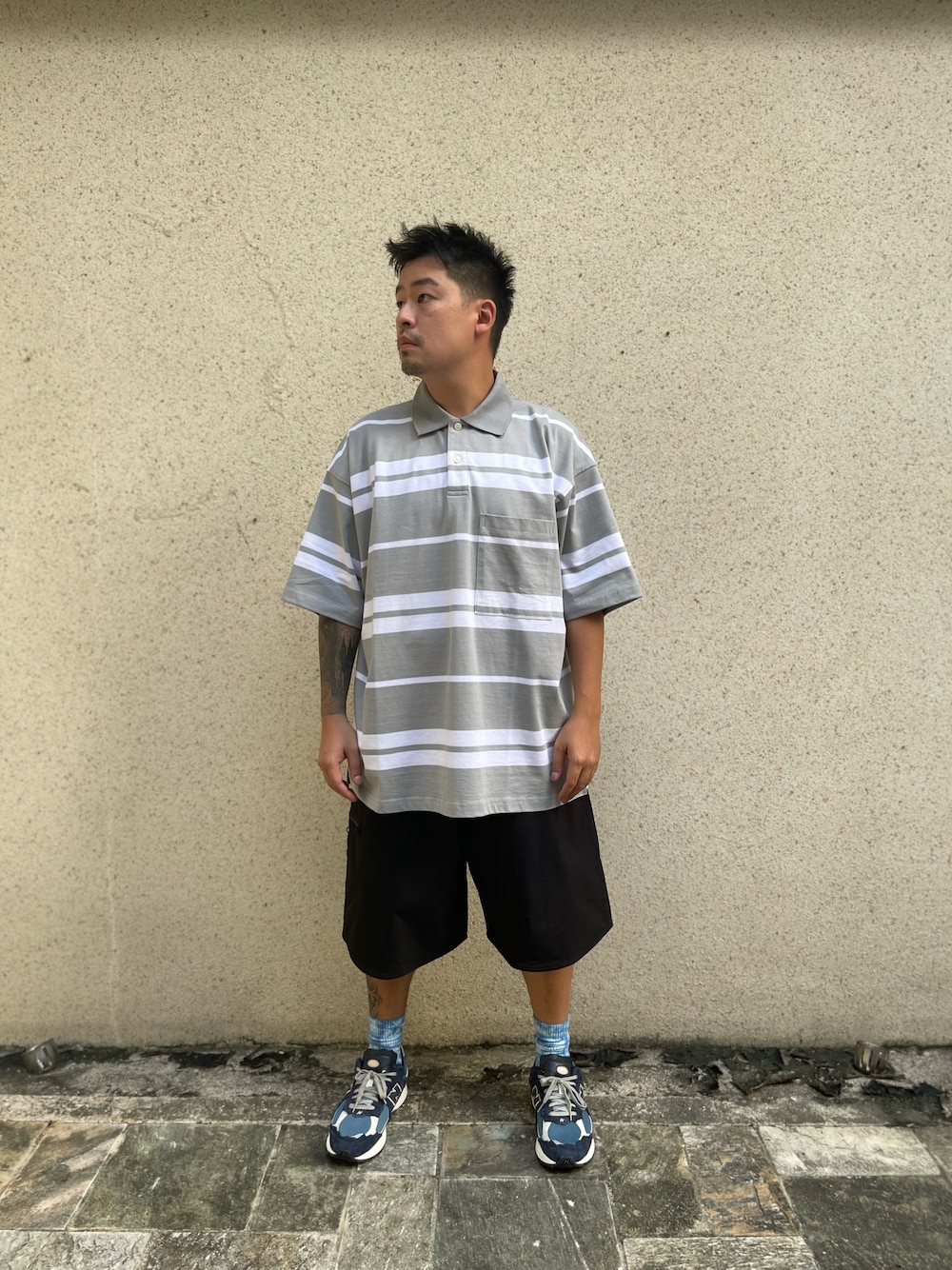 「一中街」｜「NEW BALANCEのアイテム（スニーカー、ブルー系）」を使った、kevinlai2530さん（メンズ・165cm）の秋コーディネートの1枚目の写真