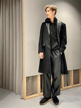 「スエードシューズ」｜「アイテム（トップス）」を使った、SHINさん（メンズ・184cm）の冬コーディネート