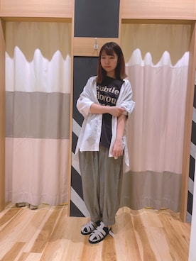 「Samansa Mos2（サマンサ モスモス）のロゴ刺繍Tシャツ（Tシャツ/カットソー）」を使った、もももさん（レディース・164cm）の春コーディネート