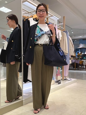 「NOLLEY’S（ノーリーズ）のウォッシャブル麻調スラブWジャケット（テーラードジャケット、ブルー系）」を使った、 nolleys   sugimo  さん（レディース・159cm）の春コーディネート