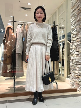 「ヘアリーニット」｜ nolleys   sugimo  さん（レディース・159cm）の冬コーディネート