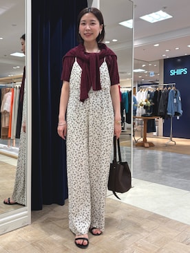 「アイテム（オールインワン・サロペット、ベージュ系）」を使った、 nolleys   sugimo  さん（レディース・159cm）の秋コーディネート