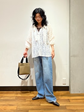 「URBAN RESEARCH（アーバンリサーチ）のアイテム（タンクトップ）」を使った、NIKAIDOさん（レディース・165cm）の秋コーディネート