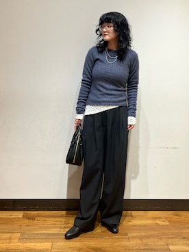 「URBAN RESEARCH（アーバンリサーチ）のnew basic　CASHMERE SILK FIT TENSION KNIT（ニット/セーター、ブルー系）」を使った、NIKAIDOさん（レディース・165cm）の秋コーディネート