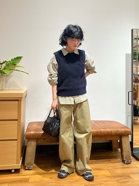 「アイテム（ベスト）」を使った、NIKAIDOさん（レディース・165cm）の秋コーディネート