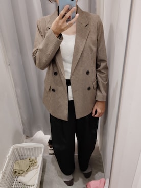 「アイテム（テーラードジャケット）」を使った、ほりぃさん（レディース・170cm）の秋コーディネート