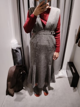 「アイテム（ジャンパースカート）」を使った、ほりぃさん（レディース・170cm）の秋コーディネート