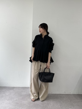 「GALLARDAGALANTE（ガリャルダガランテ）の【夏でも快適】シアーデニムパンツ（その他パンツ、ベージュ系）」を使った、ゆなさん（レディース・154cm）の春コーディネート