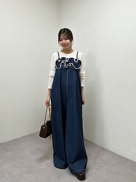 「アイテム（サロペット/オーバーオール、ブルー系）」を使った、ゆなさん（レディース・154cm）の秋コーディネート