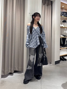 「Heather（ヘザー）のアイテム（トップス）」を使った、ERiNAさん（レディース・153cm）の春コーディネート