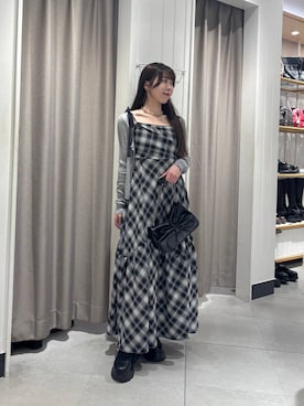 「Heather（ヘザー）のアイテム（バッグ）」を使った、ERiNAさん（レディース・153cm）の春コーディネート