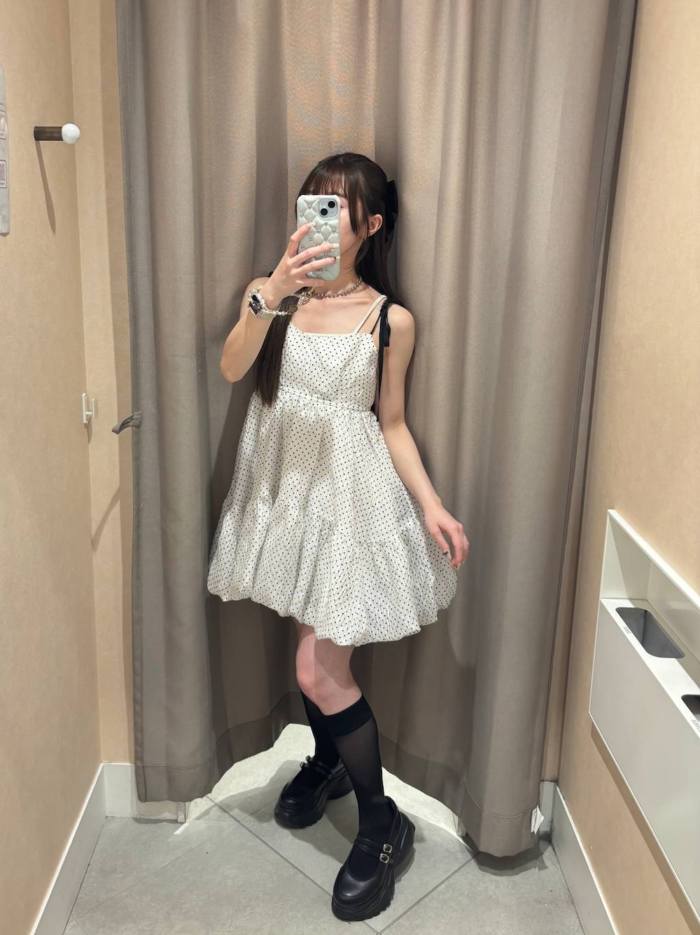 ジャガードバルーンリボンミニワンピース 666275を使った人気