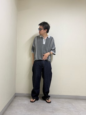 「URBAN RESEARCH DOORS（アーバンリサーチドアーズ）のYASHIKI　AOTSUYU KNIT POLO（ポロシャツ、グレー系）」を使った、enotaku0905さん（メンズ・173cm）の夏コーディネート