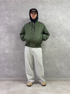 「アイテム（MA-1）」を使った、TAKUMA ENOMOTOさん（メンズ・173cm）の秋コーディネート