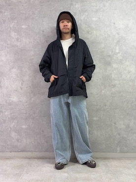 「URBAN RESEARCH DOORS（アーバンリサーチドアーズ）の『別注』Snow Peak Apparel×DOORS　NYLON TUSSAH PARKA（テーラードジャケット、ブラック系）」を使った、TAKUMA ENOMOTOさん（メンズ・173cm）の秋コーディネート