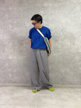「EKAL（エカル）の『UR TECH DRYLUXE/吸水速乾/接触冷感』ハイツイストトラウザー（その他パンツ、グレー系）」を使った、enotaku0905さん（メンズ・173cm）の夏コーディネート