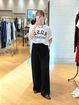 「RIVE DROITE（リヴドロワ）の【Yossshiiii企画/即完売につき再販売/新色追加】R.D.S.CロゴTe（T Shirts、ホワイト系）」を使った、mhoo000さん（レディース・156cm）の夏コーディネート