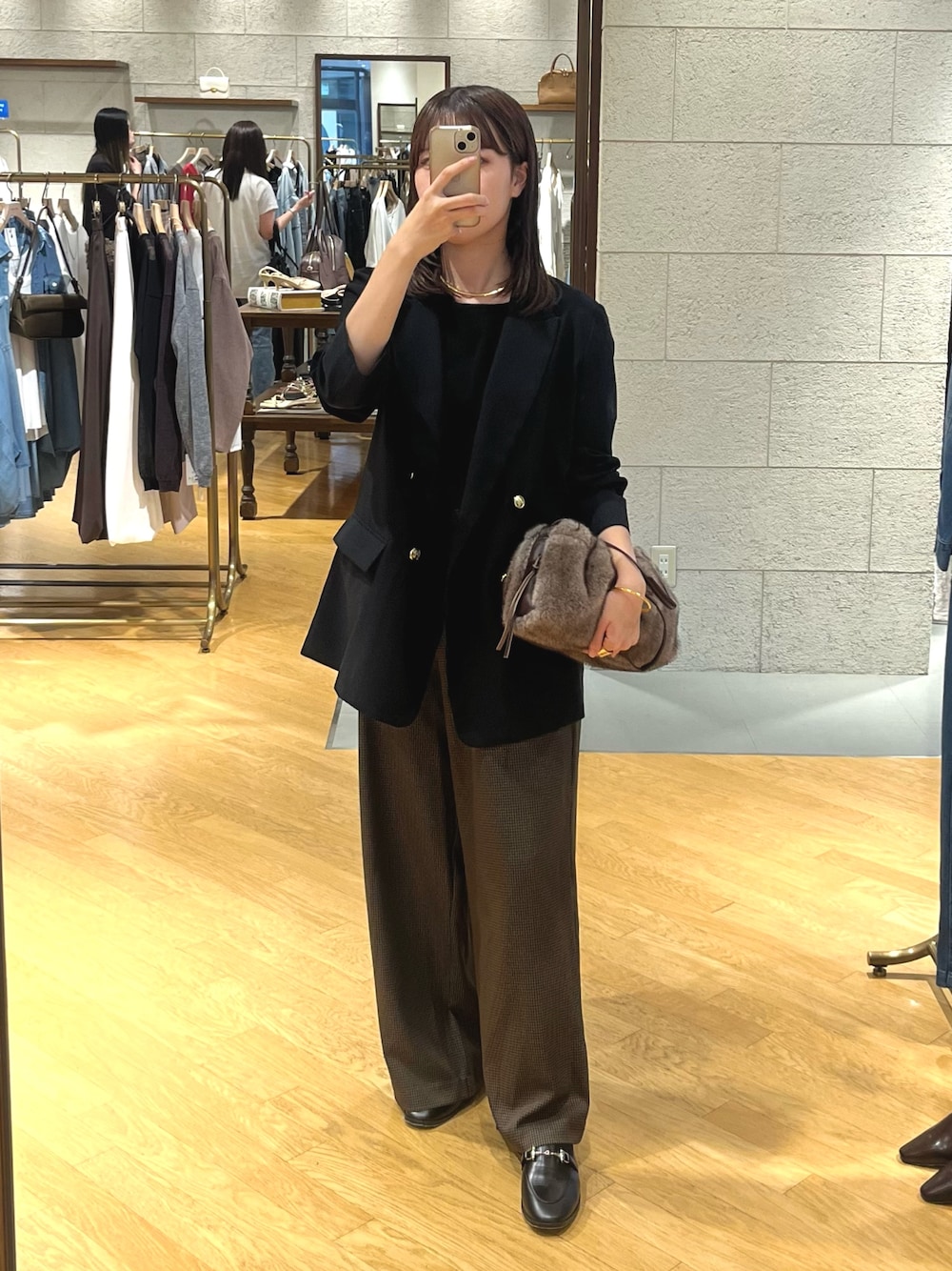 「チェック、チェックパンツ、秋、秋コーデ、秋服準備はじめました、ブラウン、ジャケット、ジャケットスタイル、ジャケットコーデ」｜「RIVE DROITEのガンクラブイージーパンツ（その他パンツ、ブラウン系）」を使った、mhoo000さん（骨格ウェーブ・レディース・156cm）の秋コーディネートの1枚目の写真