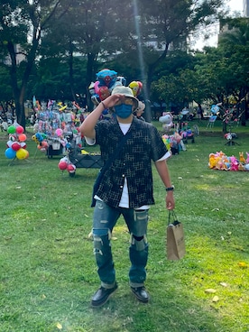 「VISVIM（ビズビム）のアイテム（パンツ）」を使った、鄭百さん（メンズ・172cm）の秋コーディネート