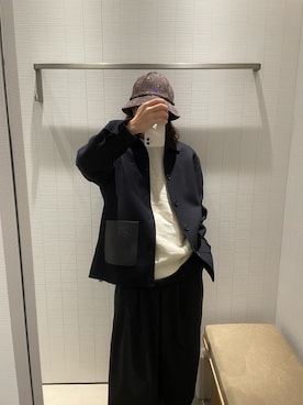 「COS（コス）のアイテム（パンツ）」を使った、165boyさん（メンズ・165cm）の秋コーディネート