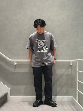 「Reebok（リーボック）のアイテム（トップス）」を使った、KOYAさん（メンズ・173cm）の春コーディネート