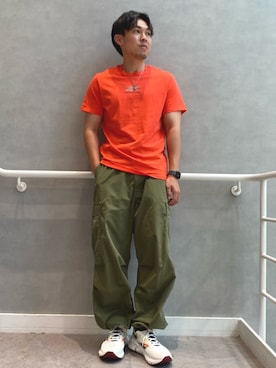 「アイテム（スニーカー）」を使った、KOYAさん（メンズ・173cm・20代）の秋コーディネート