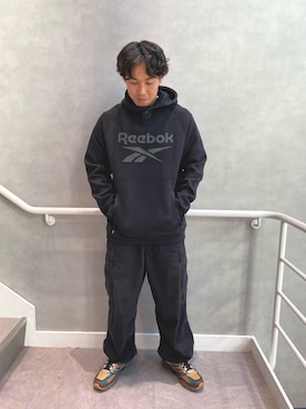 「アイテム（スニーカー）」を使った、KOYAさん（メンズ・173cm）の秋コーディネート