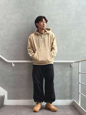 「アイテム（スニーカー）」を使った、KOYAさん（メンズ・173cm）の秋コーディネート