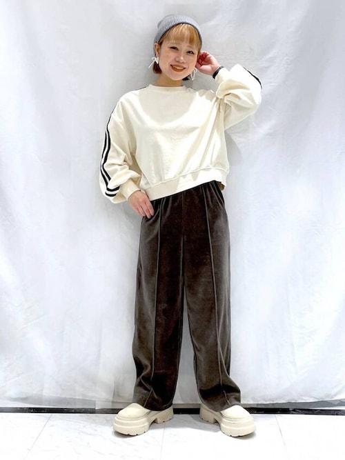 セール】リラックスベロアパンツ 995988（その他パンツ）｜LOWRYS FARM