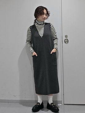 「アイテム（ジャンパースカート）」を使った、aynさん（レディース・153cm）の秋コーディネート