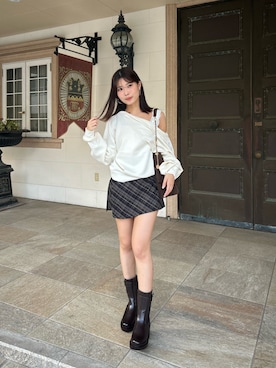 「Chico（チコ）のアイテム（スカート）」を使った、Misatoさん（レディース・160cm）の秋コーディネート