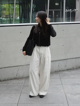 「UNIQLO（ユニクロ）のアイテム（パンツ、ホワイト系）」を使った、wakaさん（レディース・158cm）の秋コーディネート