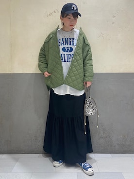 「キャップ女子」｜「アイテム（ノーカラージャケット）」を使った、0gasanさん（レディース・168cm）の冬コーディネート