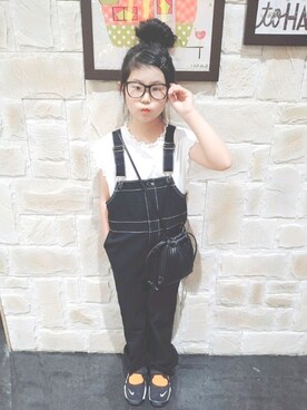 「COOLなこのコが仲間入り」｜「アイテム（サロペット/オーバーオール）」を使った、kikkiさん（キッズ・130cm）の夏コーディネート