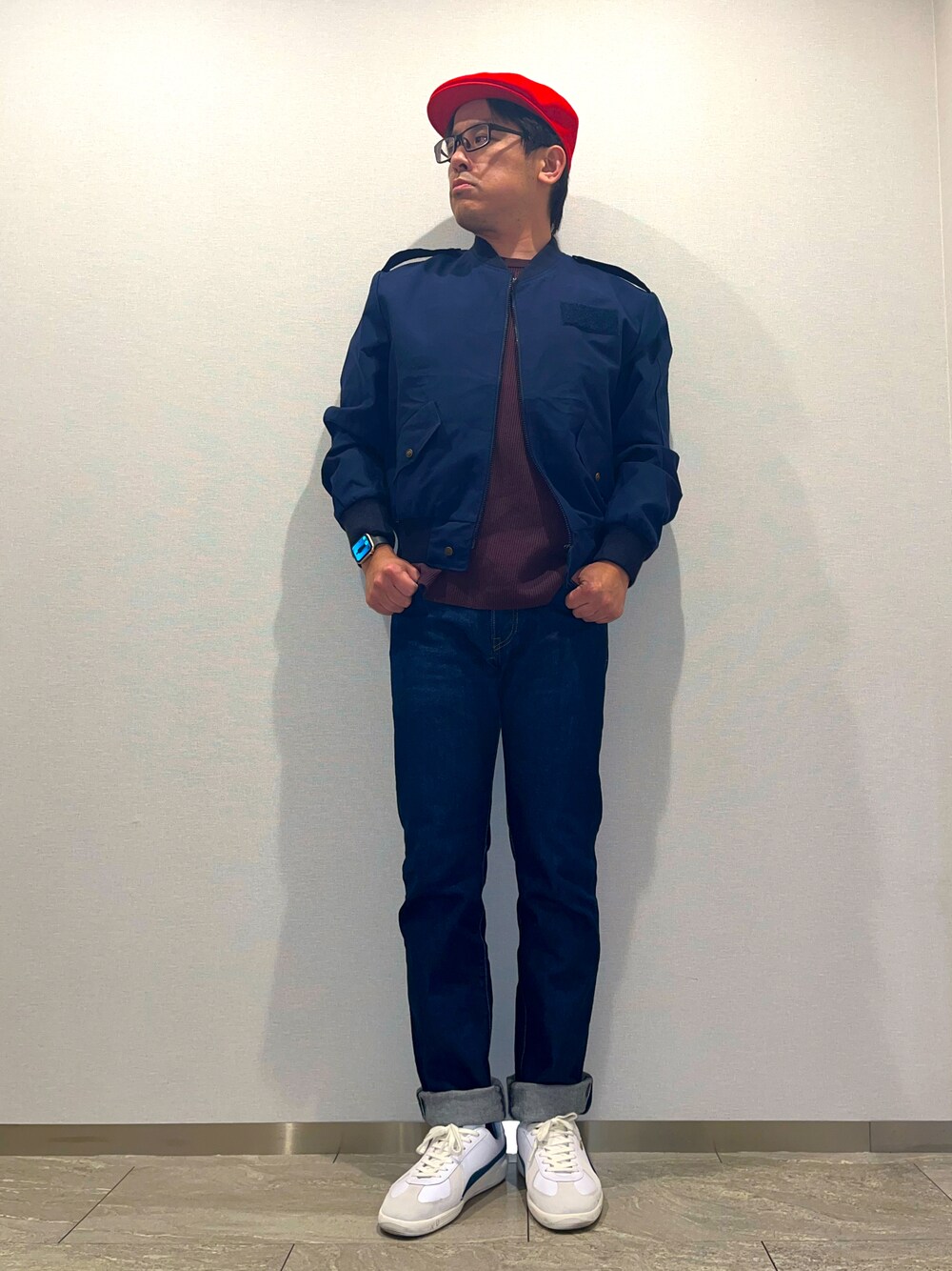 「冬コーデ、似合うラボに行こう、ミリタリー、ネイビー、お出かけコーデ、ミリタリージャケット、デニム、501、ロールアップ、スニーカー、アーミートレーナー、ジャーマントレーナー、ベレー帽、ベレー帽×メガネ、カジュアルコーデ」｜「MILITARYのアイテム（ミリタリージャケット、ブルー系）」を使った、melOnさん（メンズ・173cm）の冬コーディネートの1枚目の写真