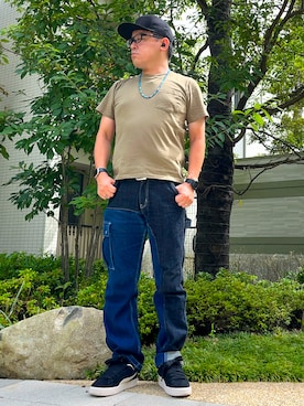 「アイテム（デジタル腕時計）」を使った、melOnさん（メンズ・173cm）の秋コーディネート