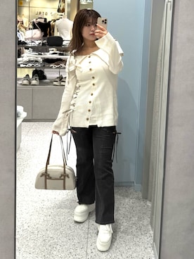 「アイテム（ボストンバッグ）」を使った、akiさん（レディース・160cm）の秋コーディネート