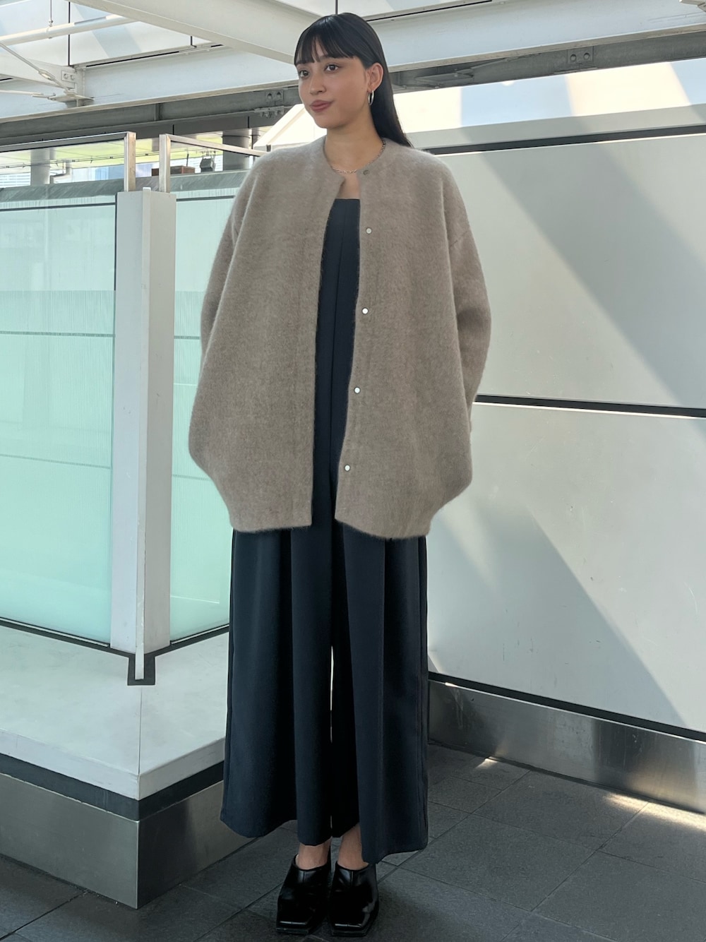 ELENDEEK ラクーンニットカーディガン ベージュ×ネオングリーン エレン