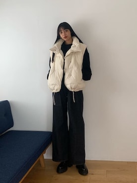 「アイテム（ダウンベスト）」を使った、パニラガオパオリン (ELENDEEK)さん（レディース・167cm）の秋コーディネート