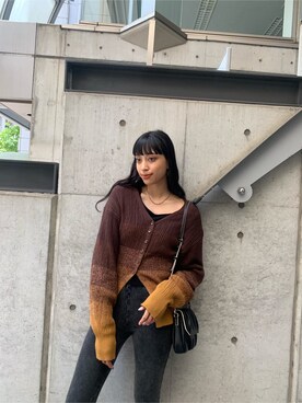 「EMODA（エモダ）のスクエアポイントミドルブーツ（ブーツ）」を使った、パニラガオパオリン (ELENDEEK)さん（レディース・167cm）の秋コーディネート