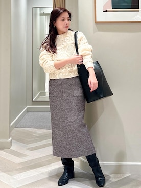 「タイトスカートコーデ」｜「アイテム（ニット/セーター）」を使った、tsukaさん（レディース・155cm）の秋コーディネート