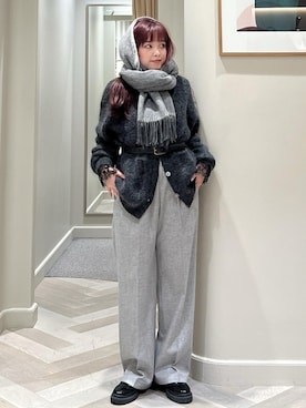 「アイテム（ストール/ショール）」を使った、tsukaさん（レディース・155cm・20代）の秋コーディネート