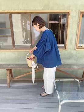 「アイテム（サンダル）」を使った、とんとんさん（レディース・160cm）の春コーディネート