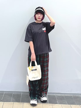 「アイテム（財布/小物）」を使った、MOMOさん（レディース・150cm）の秋コーディネート