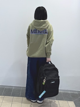 「アイテム（バッグ、グリーン系）」を使った、MOMOさん（レディース・150cm）の冬コーディネート